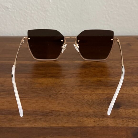 DIFF - Analise Sunglasses in Brushed Gold Frames & Polarized Taupe Mirrored Lens main image 6